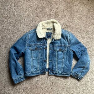 Gap kids Sherpa denim lined jean jacket - medium wash size L (10)